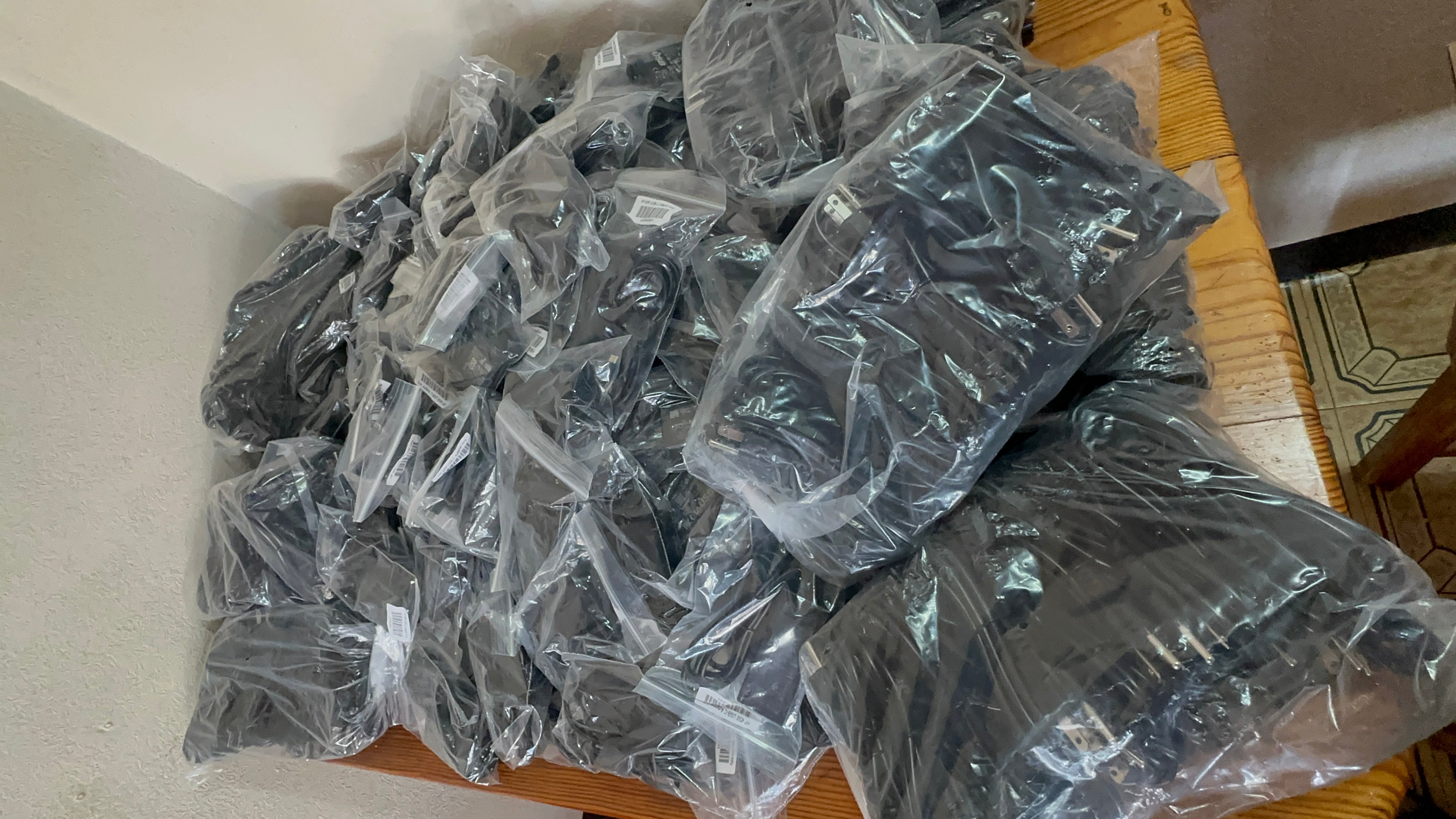 Genuine 45 W C Type Laptop Charger  (Lot of 50 )